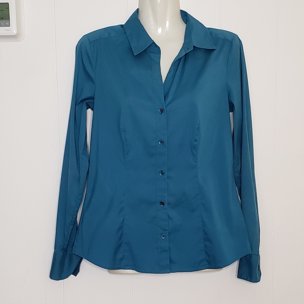 Ann Taylor Button Down Shirt